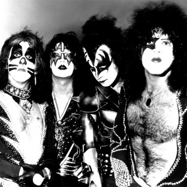 kiss