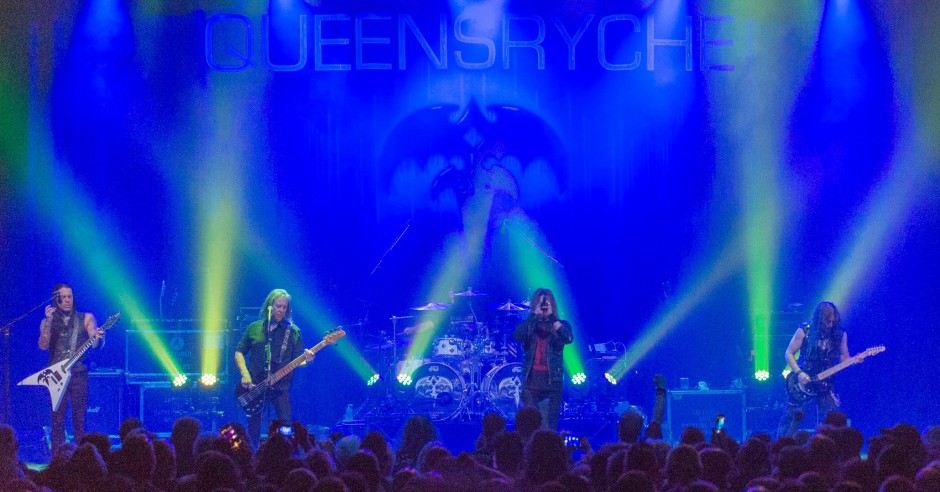 Bekijk de Queensryche - 03/08 - Effenaar foto's