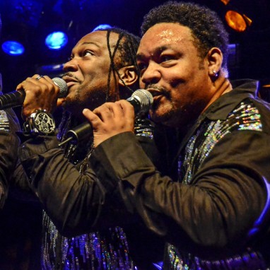 Earth, Wind & Fire Experience