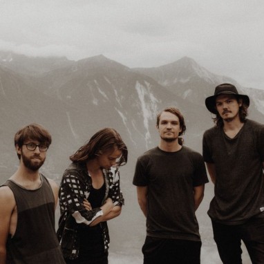 Half Moon Run news_groot