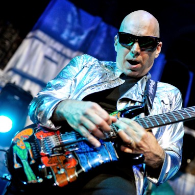 review: Joe Satriani - 22/06 - Paradiso Joe Satriani