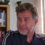 Video: Overlijden vader drukt grote stempel op album JW Roy