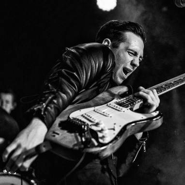 review: Laurence Jones 22/10 - Bibelot Laurence Jones