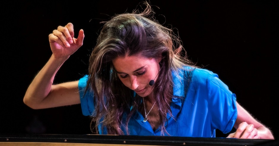 Festivalinfo review: Iris Hond - 06/08 - Het Concertgebouw