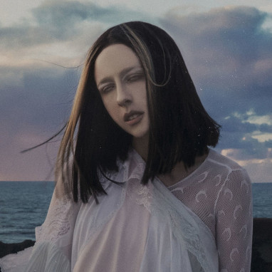 Allie X