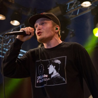Neck Deep news_groot
