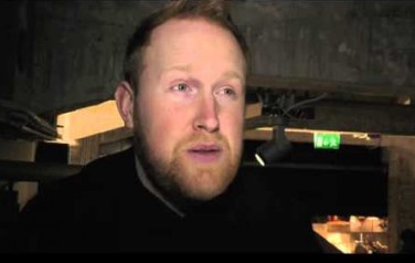 Video: Gavin James blij met reacties op pest-verleden