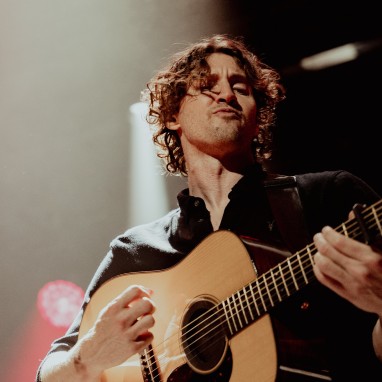 dean lewis