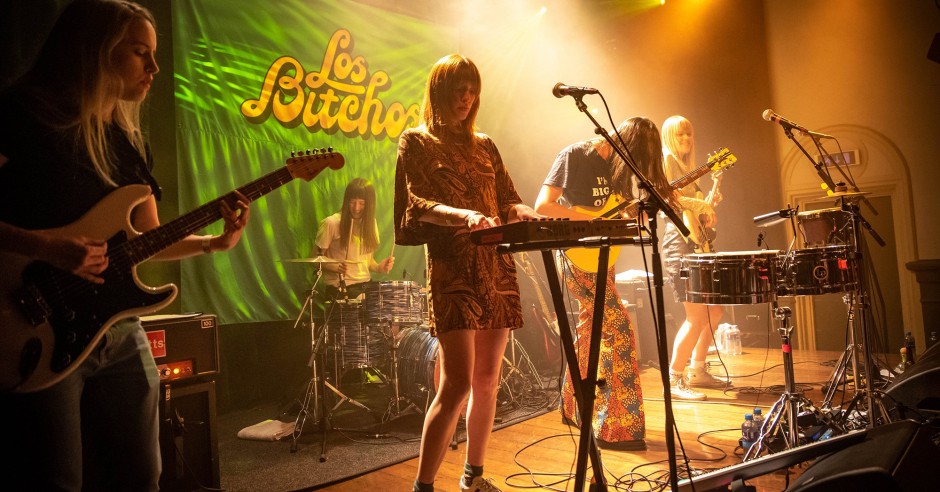 Festivalinfo review: Los Bitchos - 08/04 - Paradiso