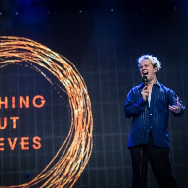Nothing But Thieves