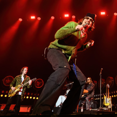 review: Cage The Elephant - 23/02 - AFAS Live Cage the Elephant