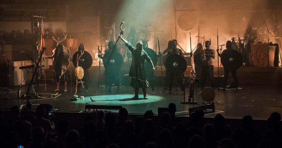 Bekijk de Heilung - 14/11 - TivoliVredenburg foto's