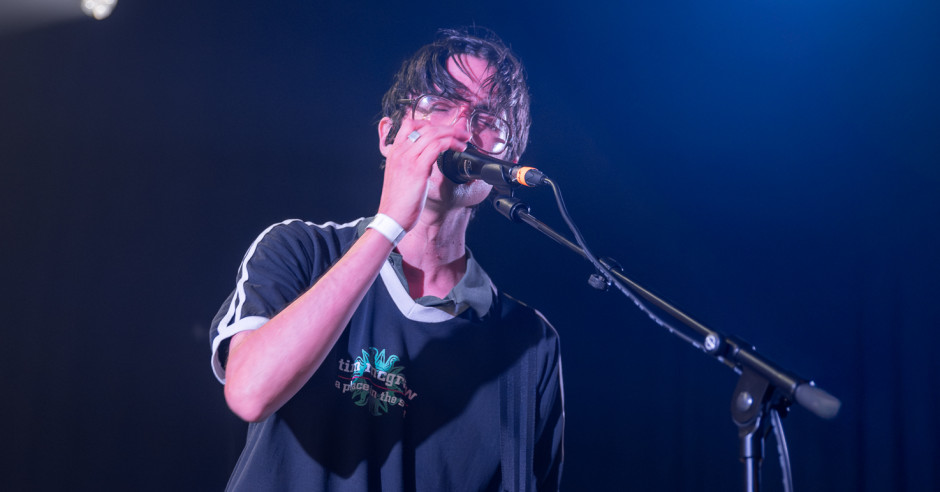 Festivalinfo review: DIIV - 07/09 - Paard
