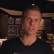 Video: Armin van Buuren verslaafd aan optreden