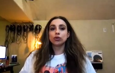 Video: Zangeres Nona wil toeren in het buitenland: 'Als er dan 1 optreden uitverkoopt ben ik al blij'