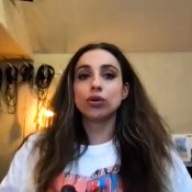 Video: Zangeres Nona wil toeren in het buitenland: 'Als er dan 1 optreden uitverkoopt ben ik al blij'