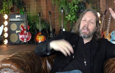 Video: Rich Robinson wil drama The Black Crowes niet herhalen met nieuwe band