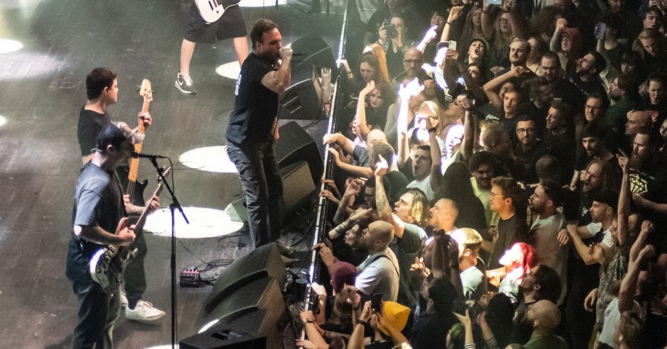 Festivalinfo review: Stick to your Guns - 04/12 - TivoliVredenburg
