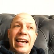 Video: Nummer 1 album helpt Mogwai door onzekerheid van de pandemie