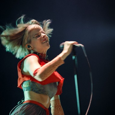 review: Aurora 17/10 - TivoliVredenburg Aurora