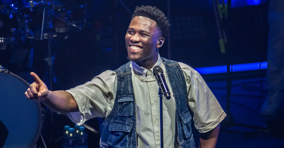 Festivalinfo review: CLAUDE - 20/12 - Paradiso