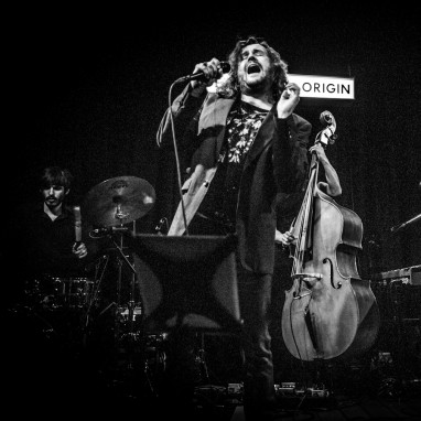 review: Dez Mona - 21/3 - Paradiso Dez Mona
