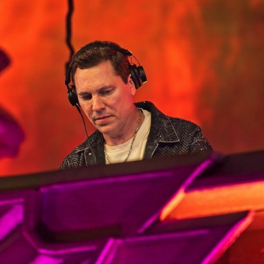 Tiësto