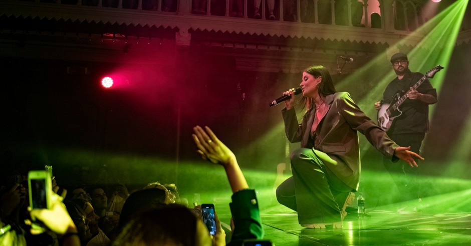 Festivalinfo review: LÉON - 15/08 - Paradiso