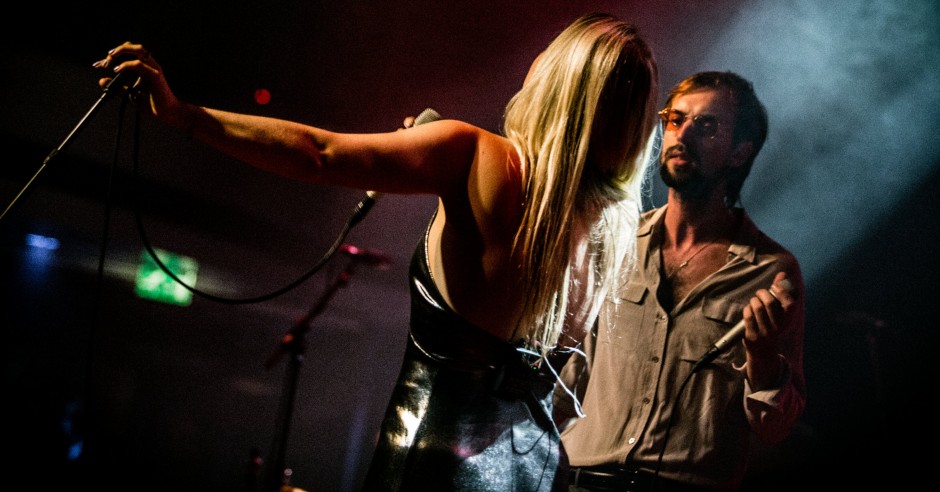Bekijk de HÆLOS - 29/08 - TivoliVredenburg foto's