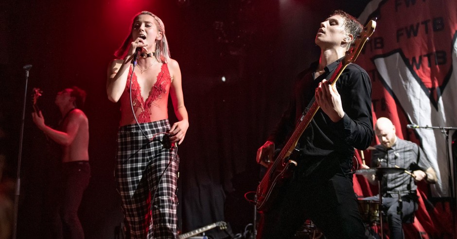 Festivalinfo review: Yonaka - 20/05 - Paradiso