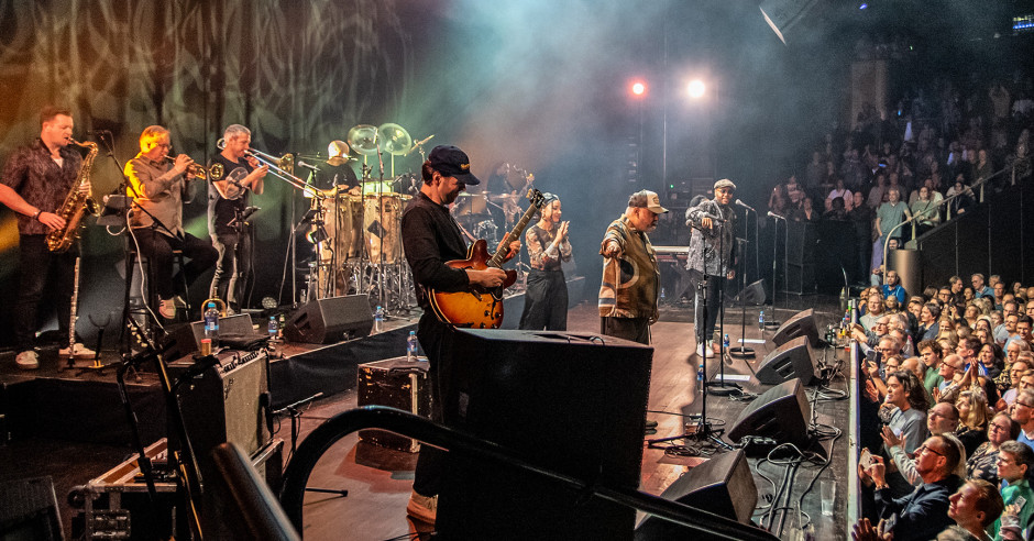 Festivalinfo review: Incognito - 23/02 - TivoliVredenburg