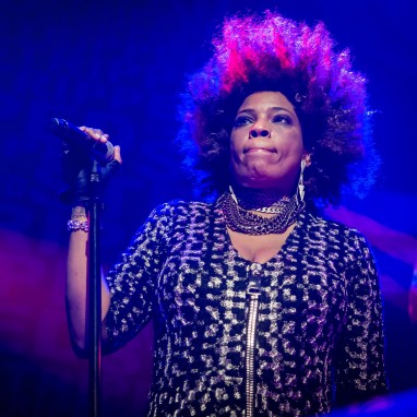 review: Macy Gray - 23/03 - Paradiso Macy Gray