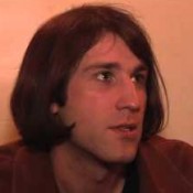Video: Charlie Boyer and The Voyeurs hanteert moordend werktempo
