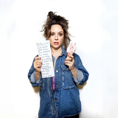 Tova Leigh