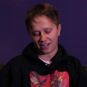Video: Nothing But Thieves zanger luistert eindelijk naar zichzelf