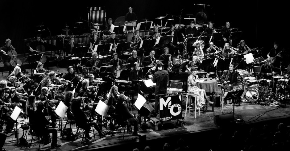 Bekijk de Kovacs / Metropole Orkest - 29/10 - Koninklijk theater Carré foto's