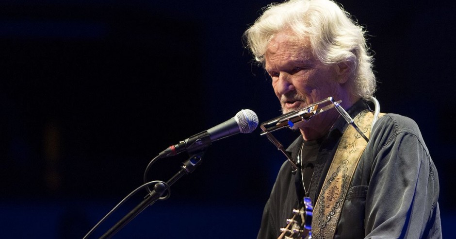 Bekijk de Kris Kristofferson - 20/06 - TivoliVredenburg foto's