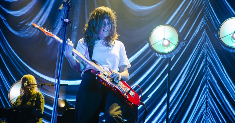 Bekijk de Courtney Barnett - 31/05 - TivoliVredenburg foto's