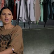 Video: Debuutplaat Famke Louise gaat Next heten en 'komt sneller dan jullie denken'