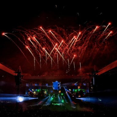 review: Guus Meeuwis Groots met een zachte G 2019 - 14/06 - Philips Stadion Guus Meeuwis
