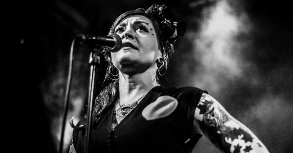 Bekijk de Meschiya Lake & The Little Big Horns - 12/5 - Paradiso foto's