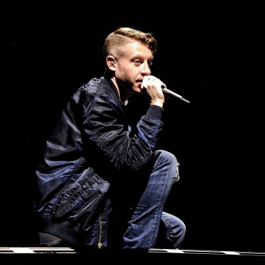 review: Macklemore & Ryan Lewis - 10/04 - Ziggo Dome Macklemore & Ryan Lewis