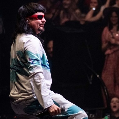 review: Oliver Tree - 14/11 - TivoliVredenburg Oliver Tree