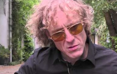 Video: Low wil zichzelf ontregelen op Ones And Sixes