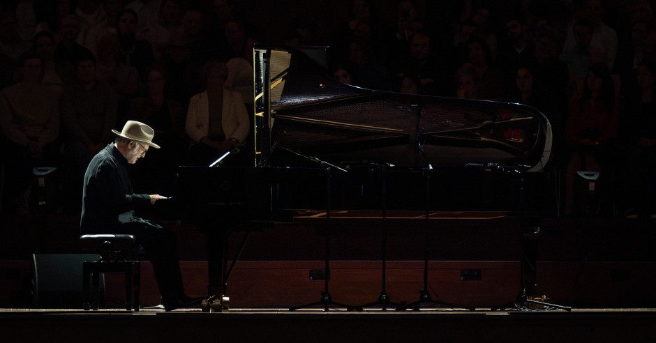 Bekijk de Ludovico Einaudi - 21/04 - Concertgebouw foto's