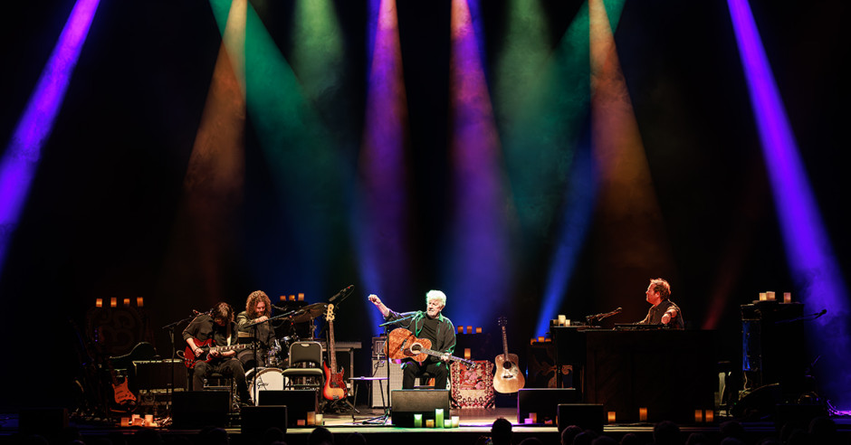 Bekijk de Graham Nash - 21/10 - Koninklijk Theater Carré foto's