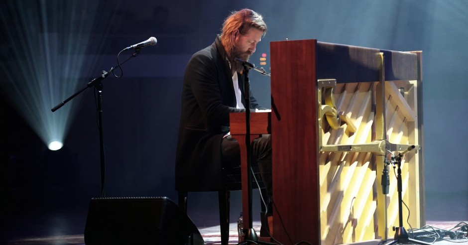Bekijk de Joep Beving - 20/5 - TivoliVredenburg foto's