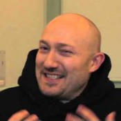 Video: DJ Paul Kalkbrenner heeft weinig op met de laptop-generatie