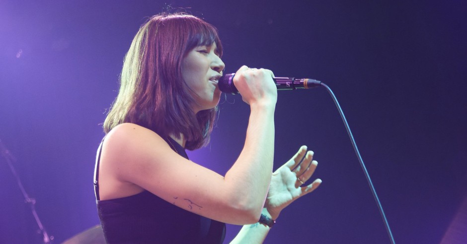 Festivalinfo review: MEAU / 06/03 TivoliVredenburg