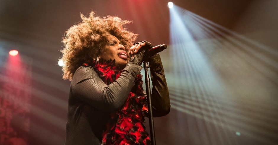 Bekijk de Macy Grey - 23/03 - TivoliVredenburg foto's